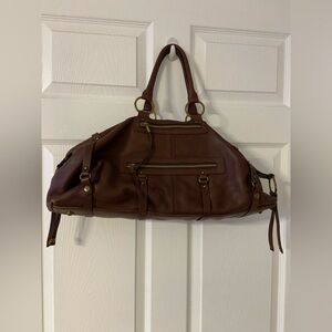 “g” SERIES Brown Leather LARGE Footed Overnight Travel Weekender Duffel Bag